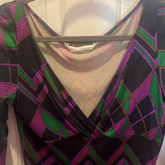 Diane Von Furstenberg (DVF) dress - Picture 4 of 5